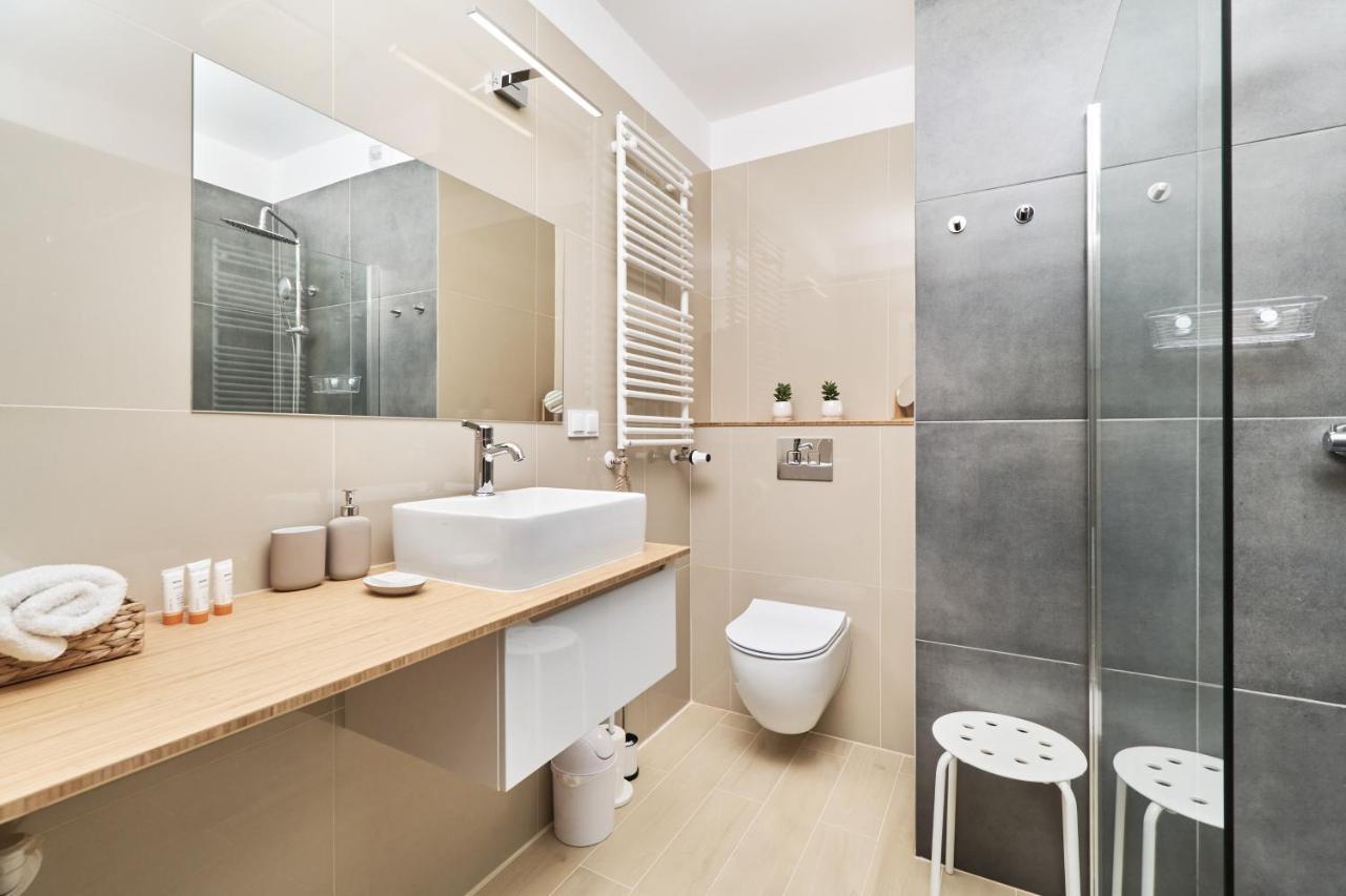 Studio Ksiecia Witolda 32 By Noclegi Renters Wrocław Extérieur photo