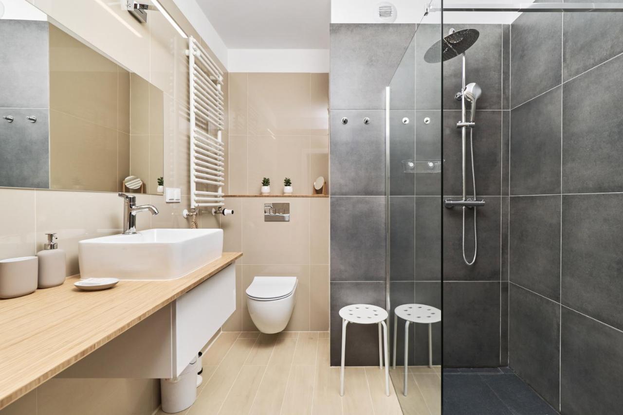 Studio Ksiecia Witolda 32 By Noclegi Renters Wrocław Extérieur photo